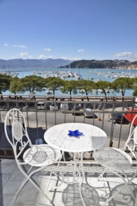 The-Best-View-of-the-Sea-01