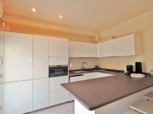 Tino – Cucina Casa vacanze Tino a Lerici