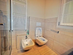 Tino – Bagno Casa vacanze Tino a Lerici
